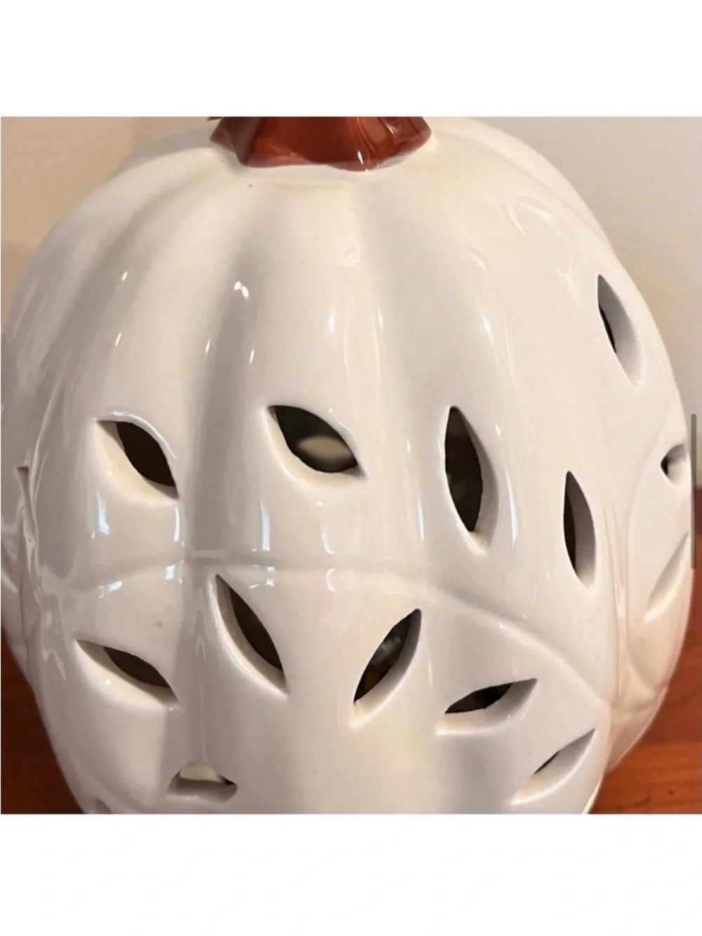 🆕- Set of 2- Ceramic Light-Up Pumpkins with Cut-Out Design.